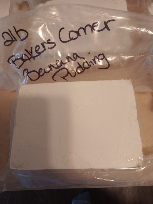 Bakers corner 2lb Banana pudding